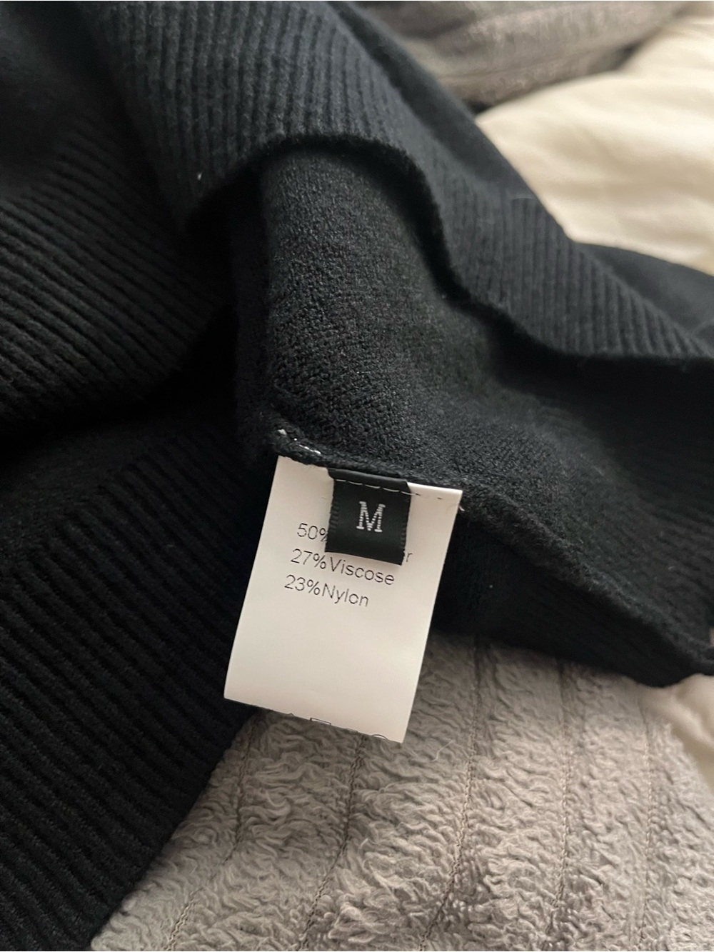 Off Shoulder Sweater - Picture 5 of 5